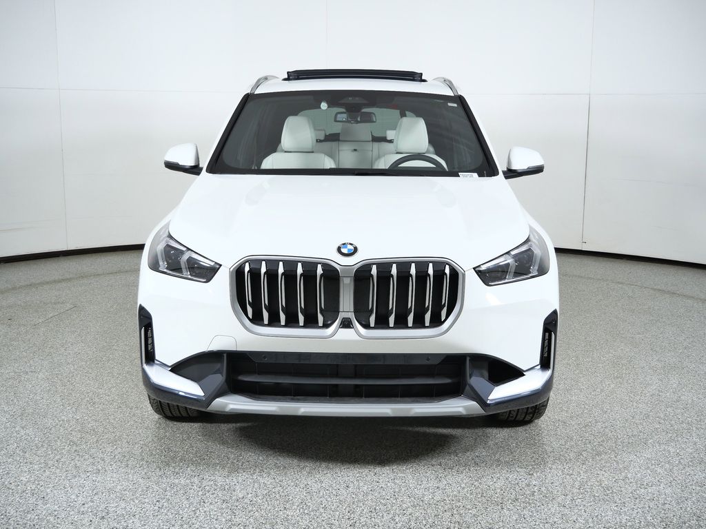 Thumbnail: 2026 BMW X1 - 2