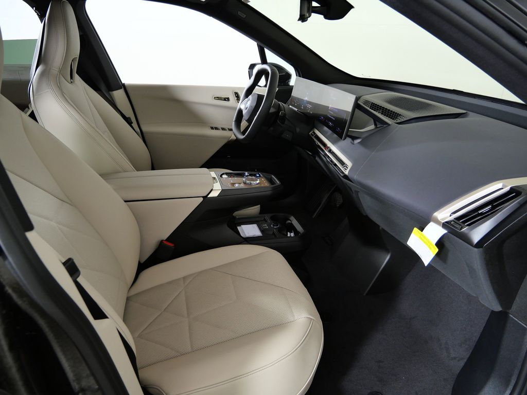 Thumbnail: 2026 BMW iX - 19