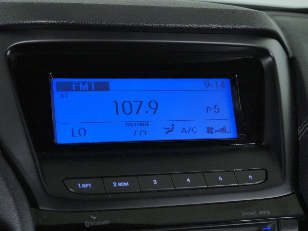 Thumbnail: 2015 Hyundai Genesis - 39