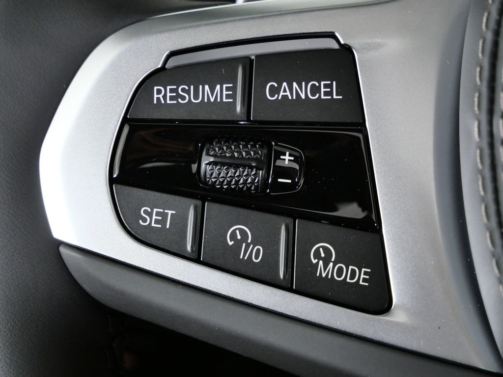 Thumbnail: 2026 BMW X5 - 41