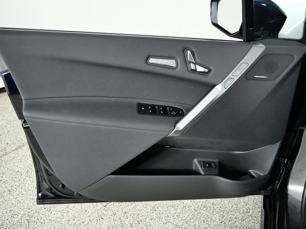 Thumbnail: 2026 BMW iX - 32