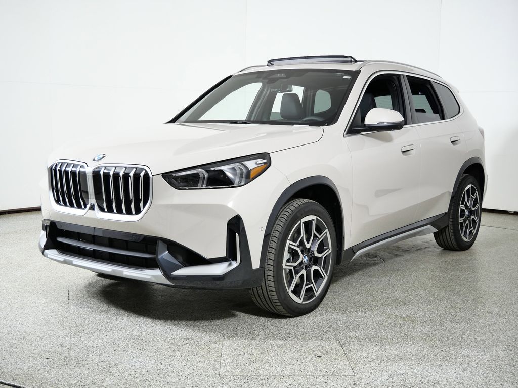 Thumbnail: 2026 BMW X1 - 1
