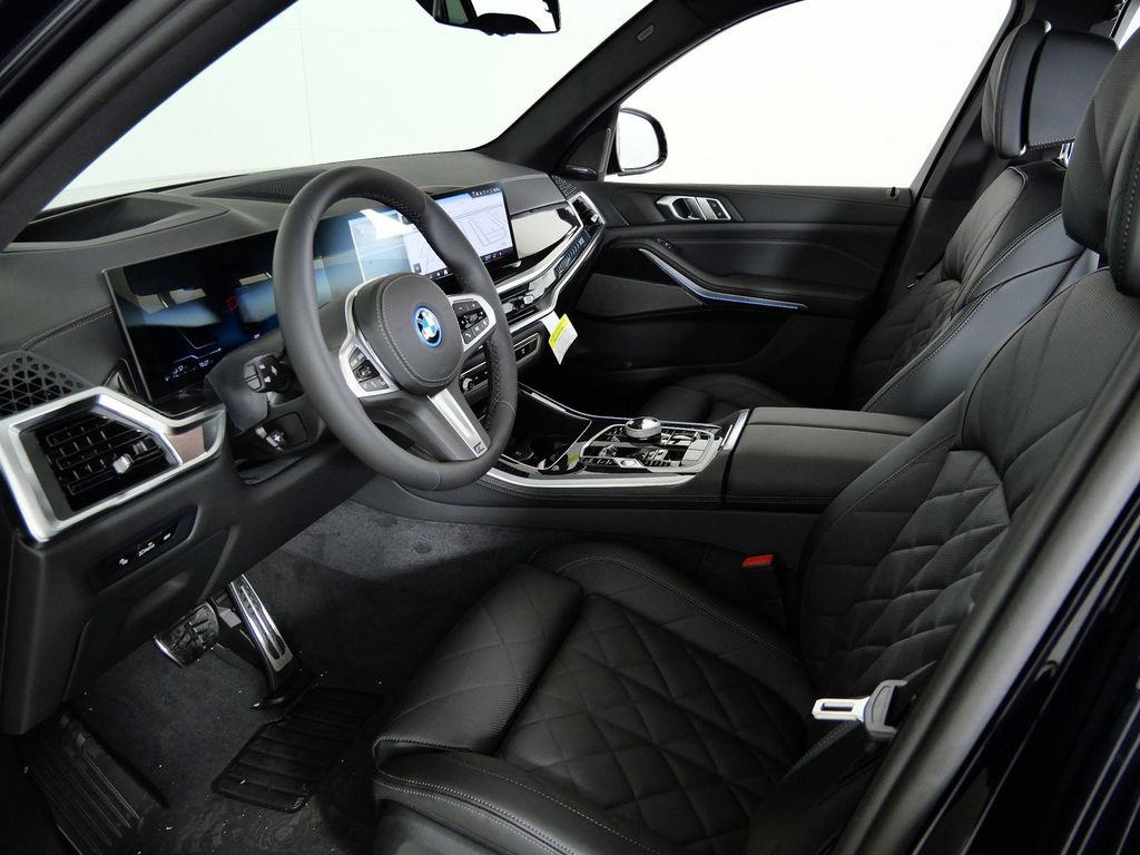 Thumbnail: 2026 BMW X5 - 35