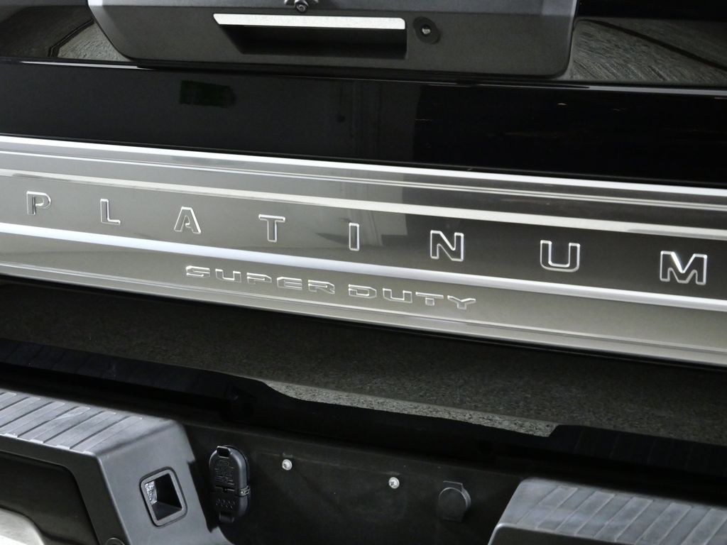 Thumbnail: 2022 Ford F-250 - 12