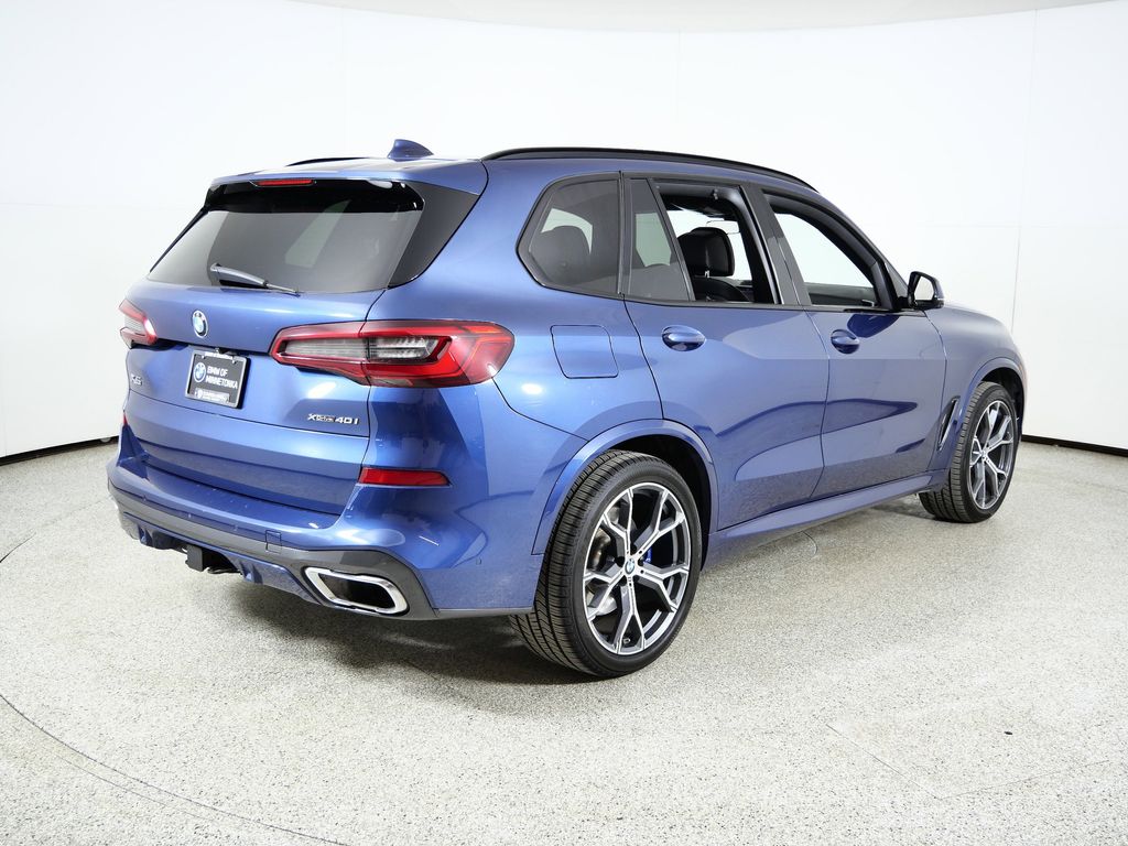 Thumbnail: 2019 BMW X5 - 10