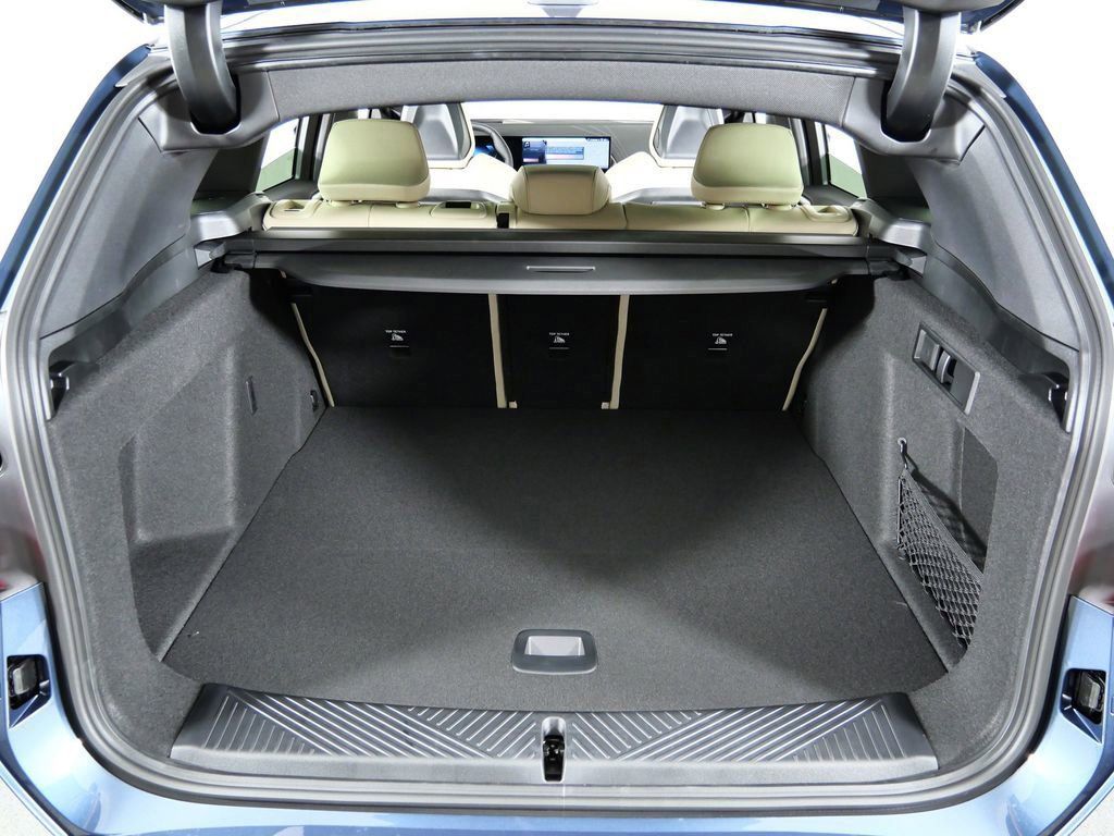 Thumbnail: 2026 BMW X3 - 28