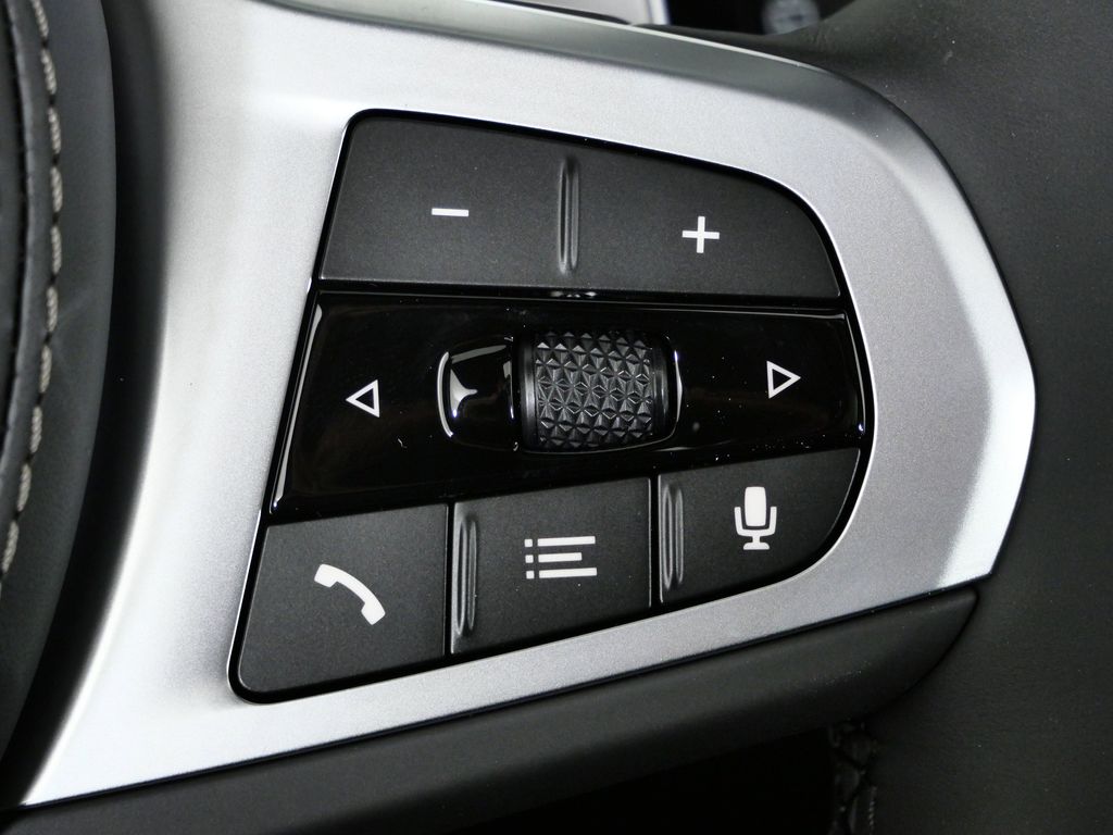 Thumbnail: 2026 BMW X5 - 42