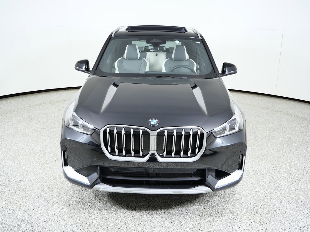 Thumbnail: 2026 BMW X1 - 16
