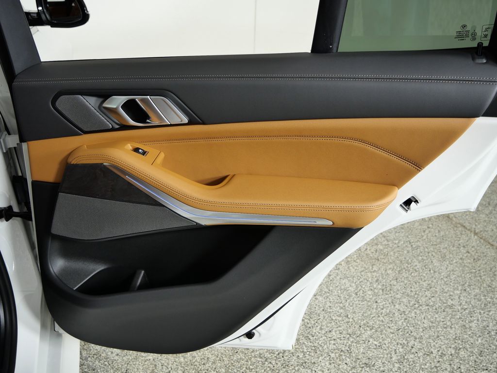 Thumbnail: 2026 BMW X5 - 25