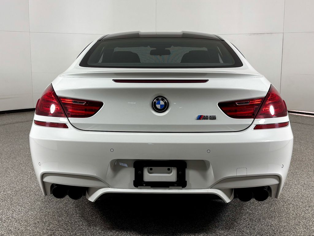 Thumbnail: 2015 BMW M6 - 7