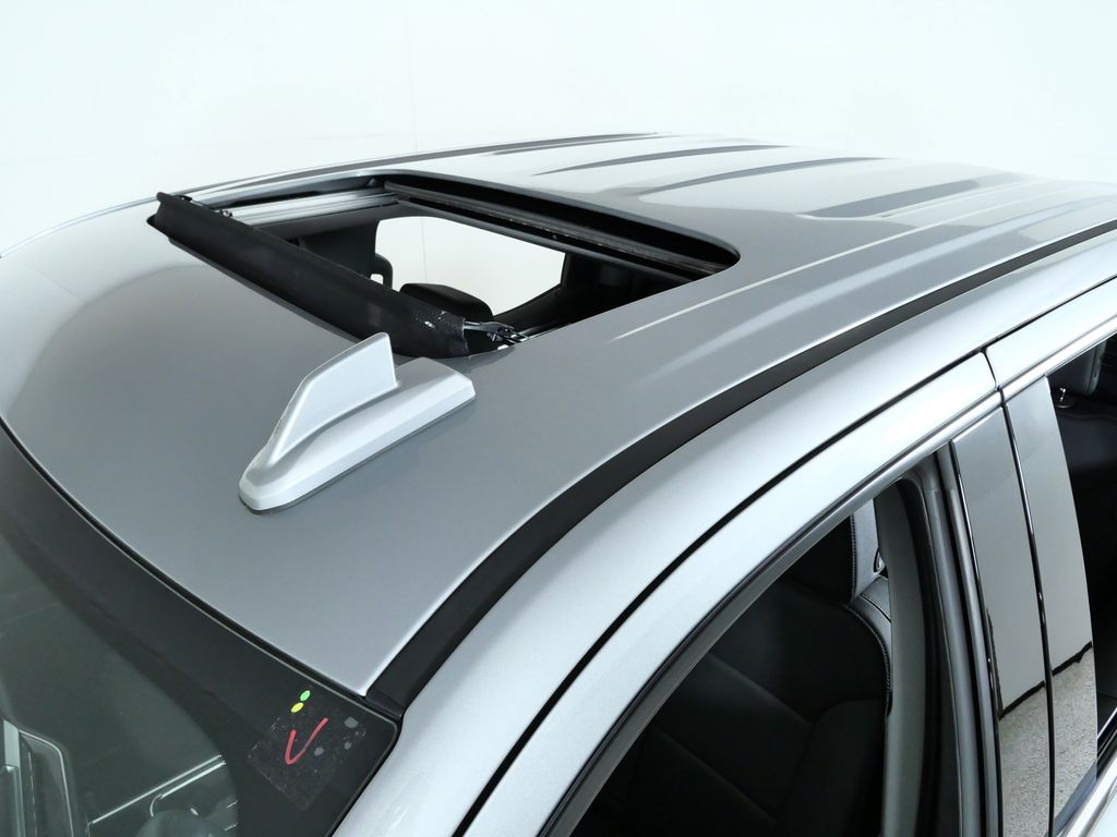 Thumbnail: 2025 Chevrolet Silverado 1500 - 19