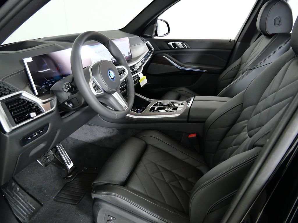 Thumbnail: 2026 BMW X5 - 37