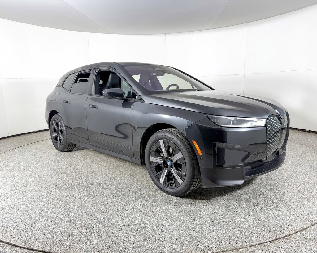 Thumbnail: 2025 BMW iX - 6