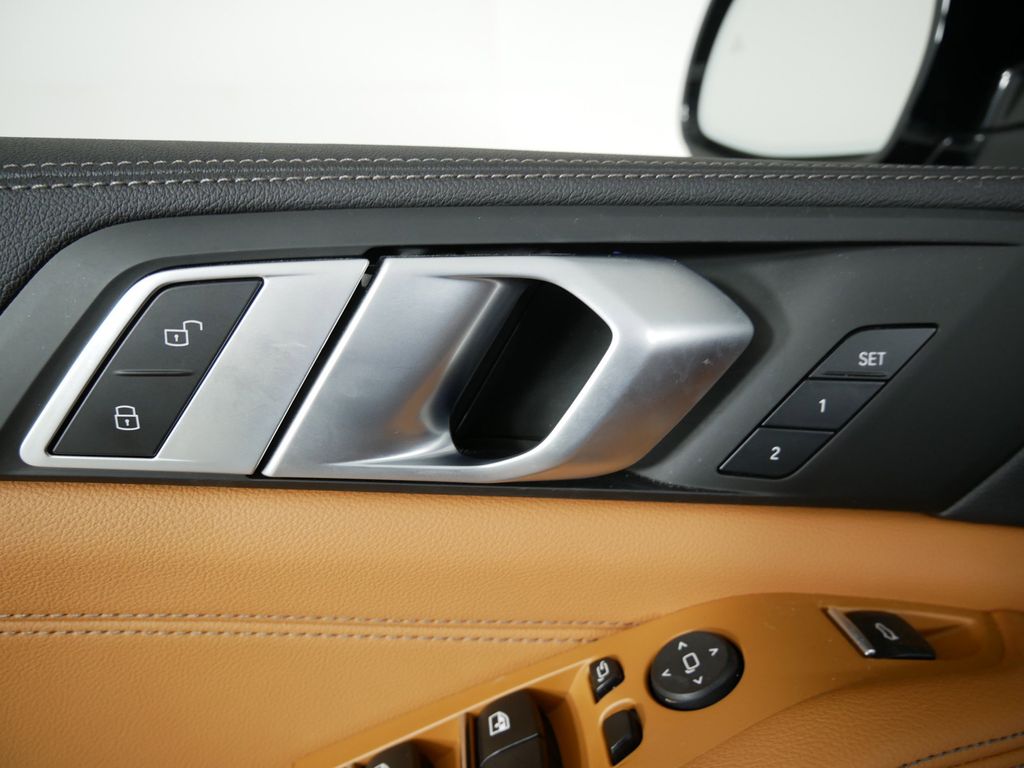 Thumbnail: 2021 BMW X5 - 39