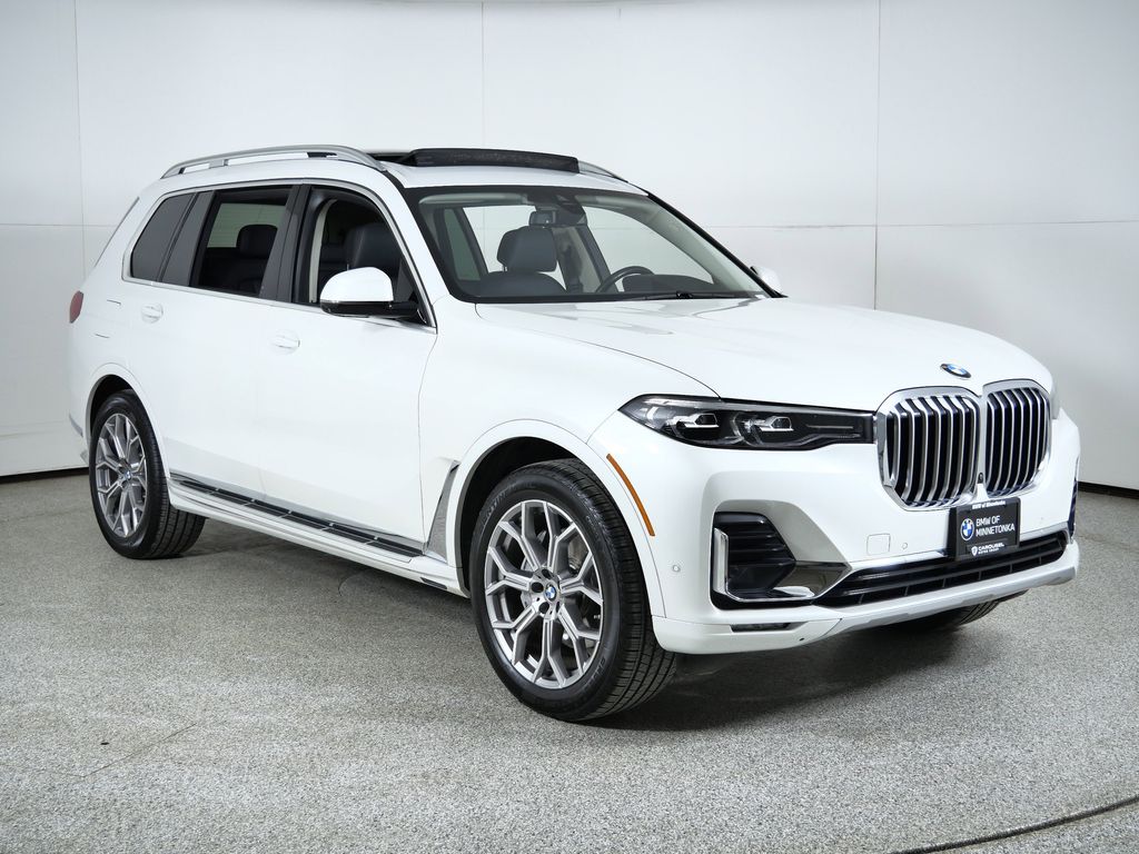 Thumbnail: 2019 BMW X7 - 8