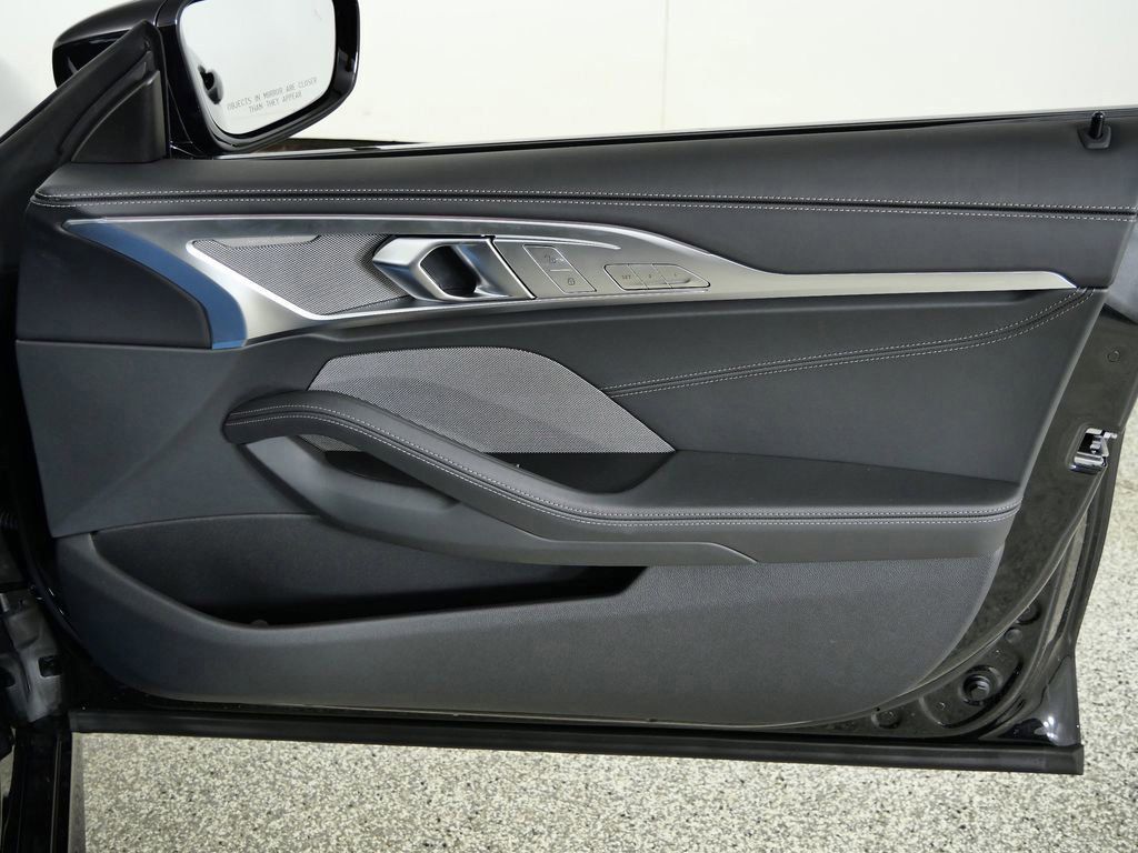 Thumbnail: 2026 BMW 8 Series - 20