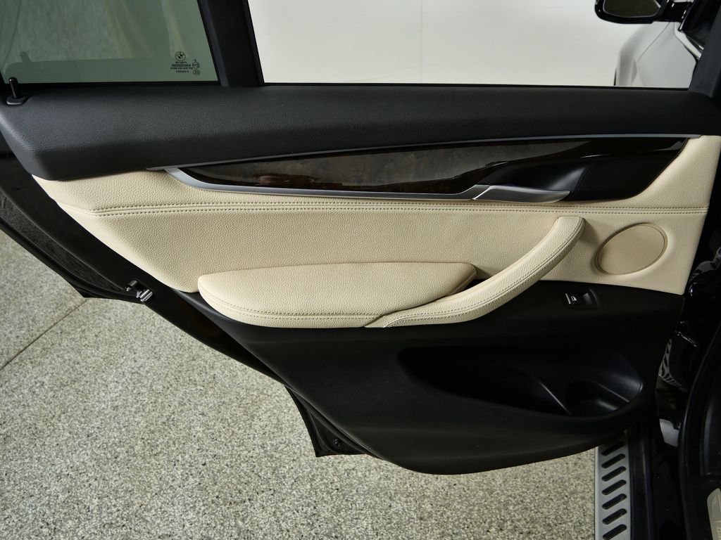 Thumbnail: 2017 BMW X5 - 31