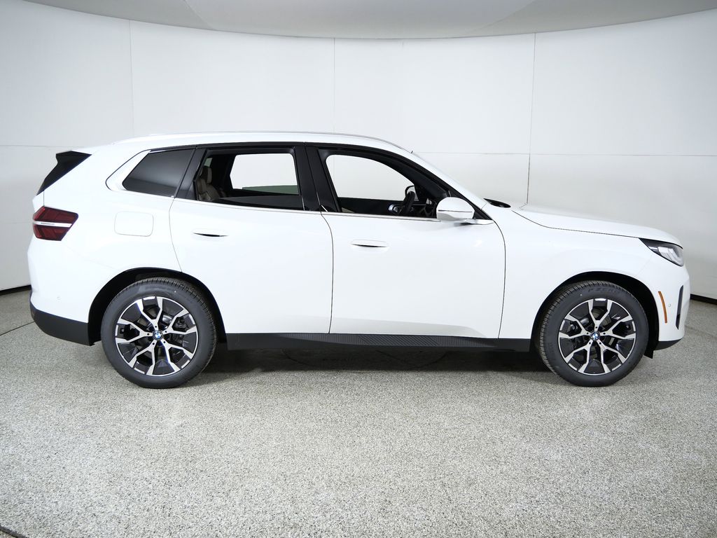 Thumbnail: 2026 BMW X3 - 8
