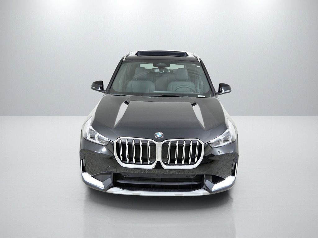 Thumbnail: 2026 BMW X1 - 16