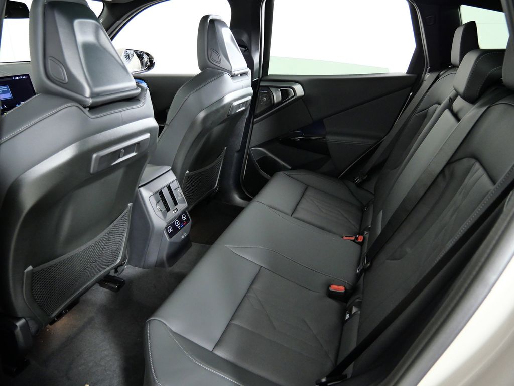 Thumbnail: 2026 BMW X3 - 31