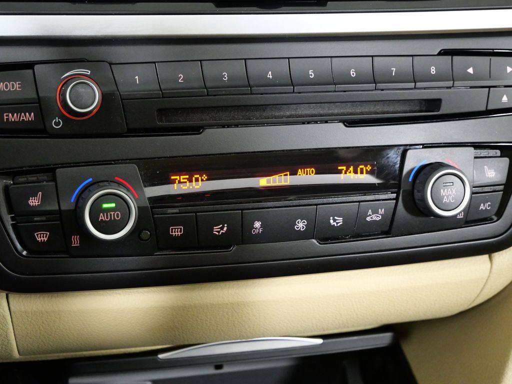 Thumbnail: 2015 BMW 3 Series - 41