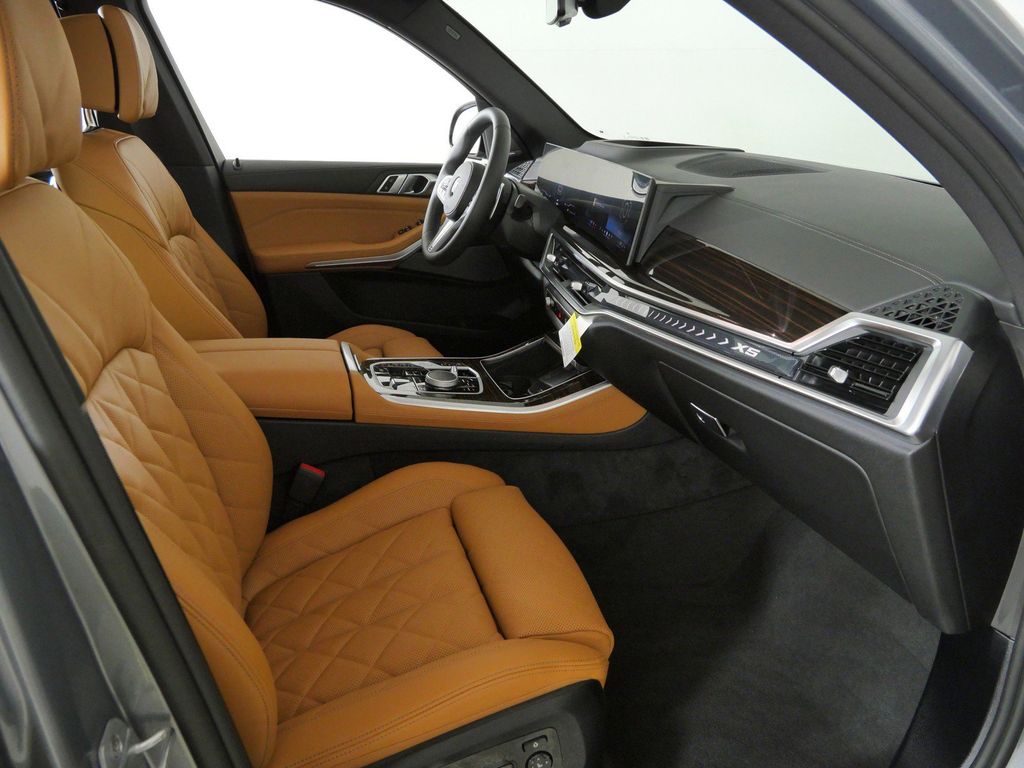 Thumbnail: 2026 BMW X5 - 20