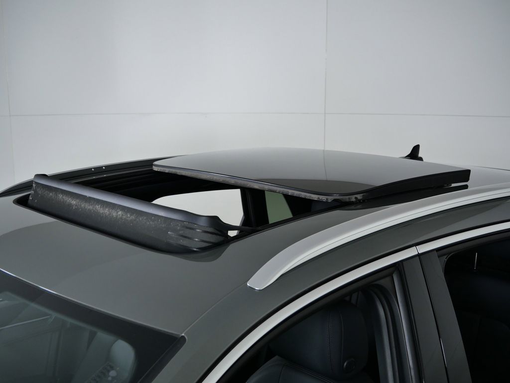 Thumbnail: 2022 Audi Q3 - 19