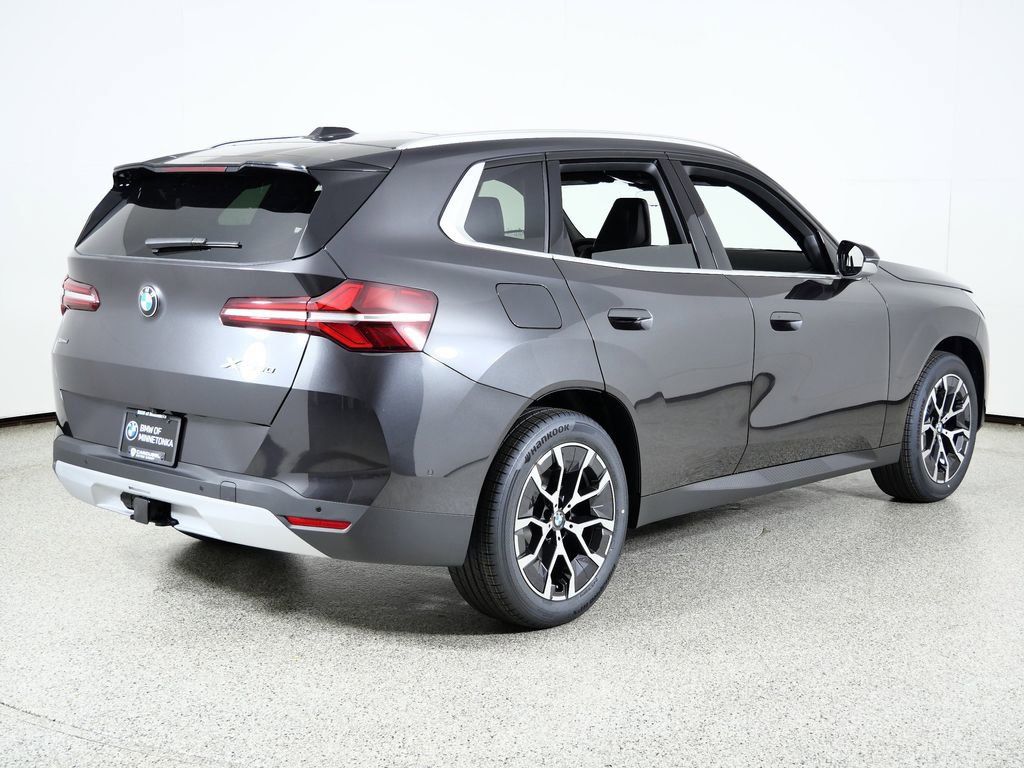 Thumbnail: 2026 BMW X3 - 11