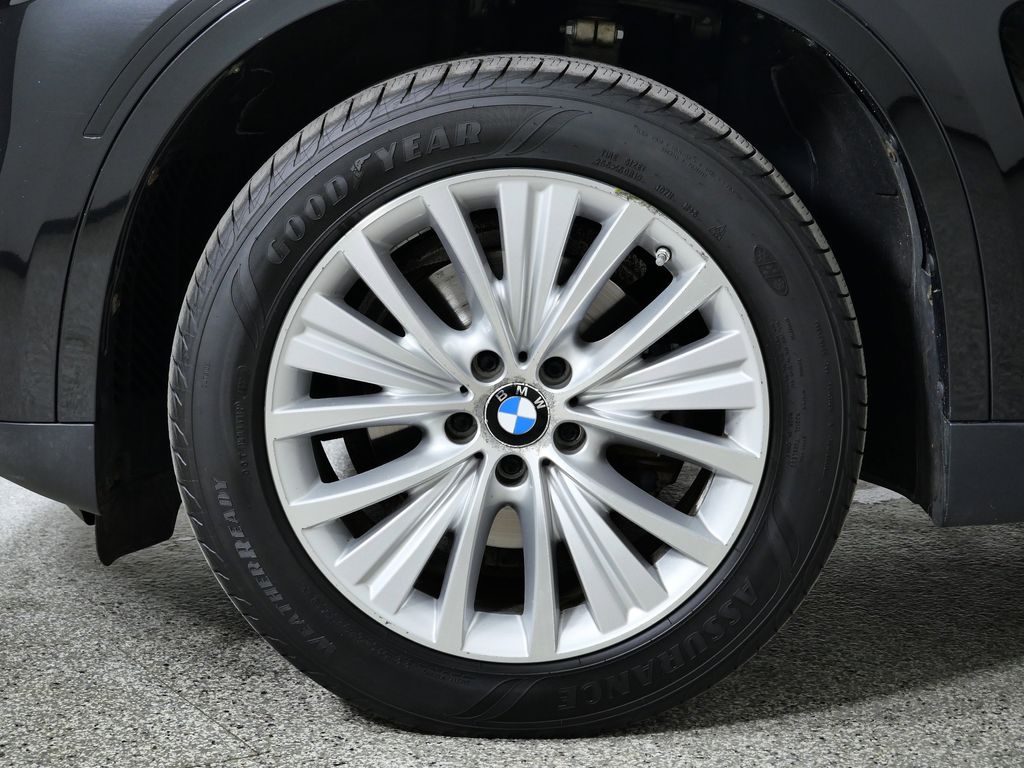 Thumbnail: 2016 BMW X5 - 17