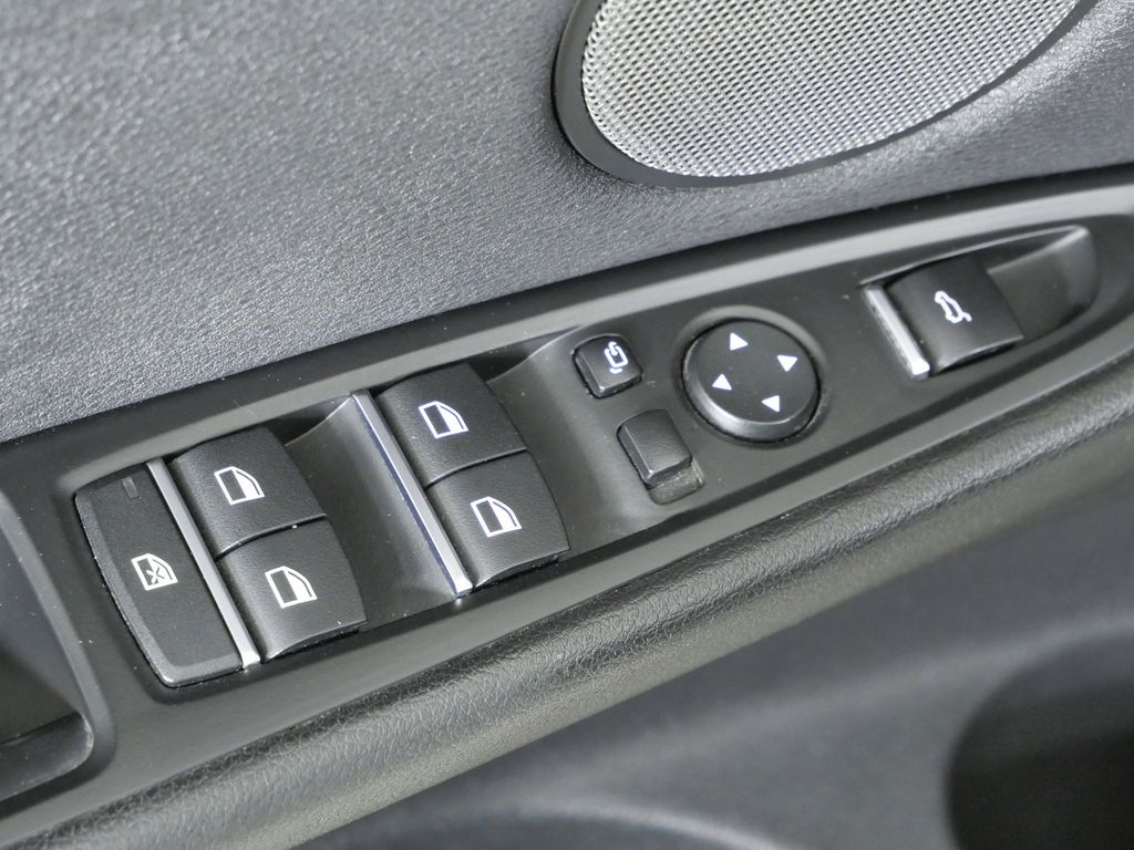 Thumbnail: 2017 BMW X5 - 36