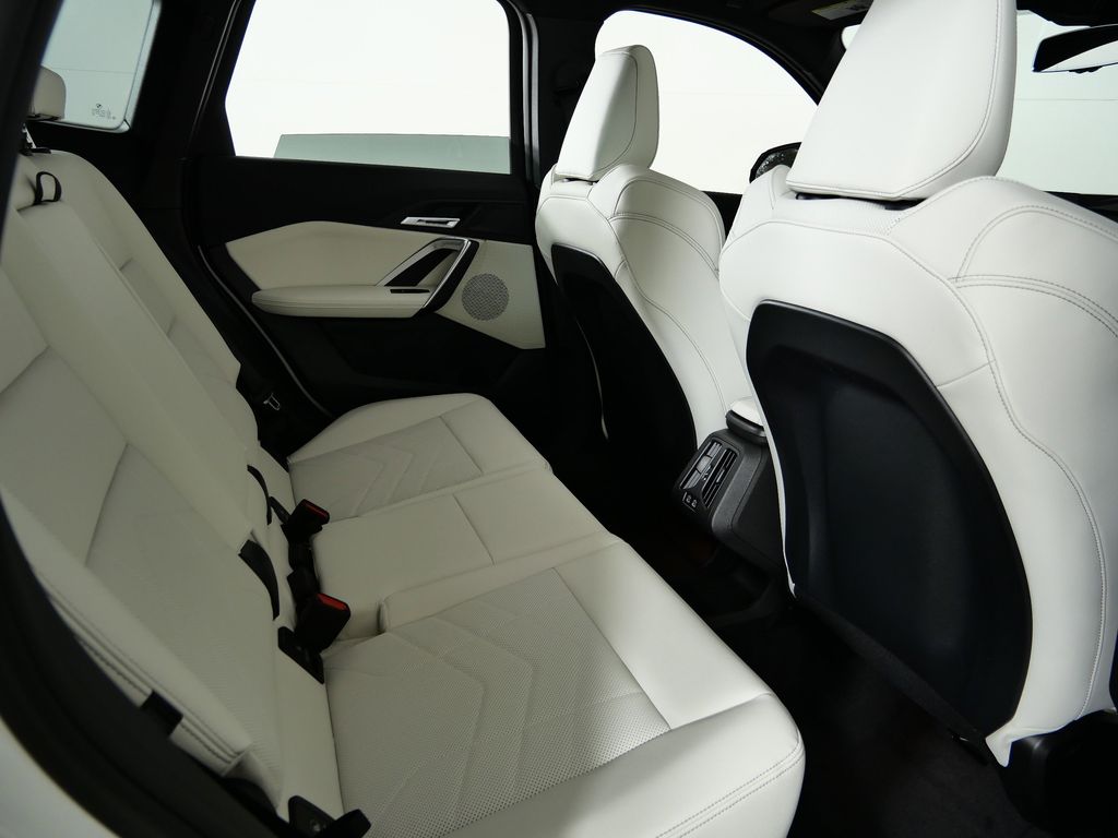 Thumbnail: 2026 BMW X1 - 24