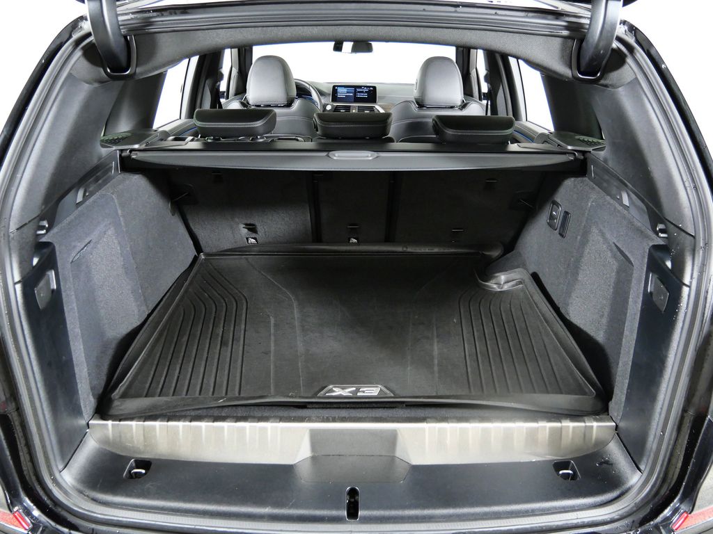 Thumbnail: 2021 BMW X3 - 28