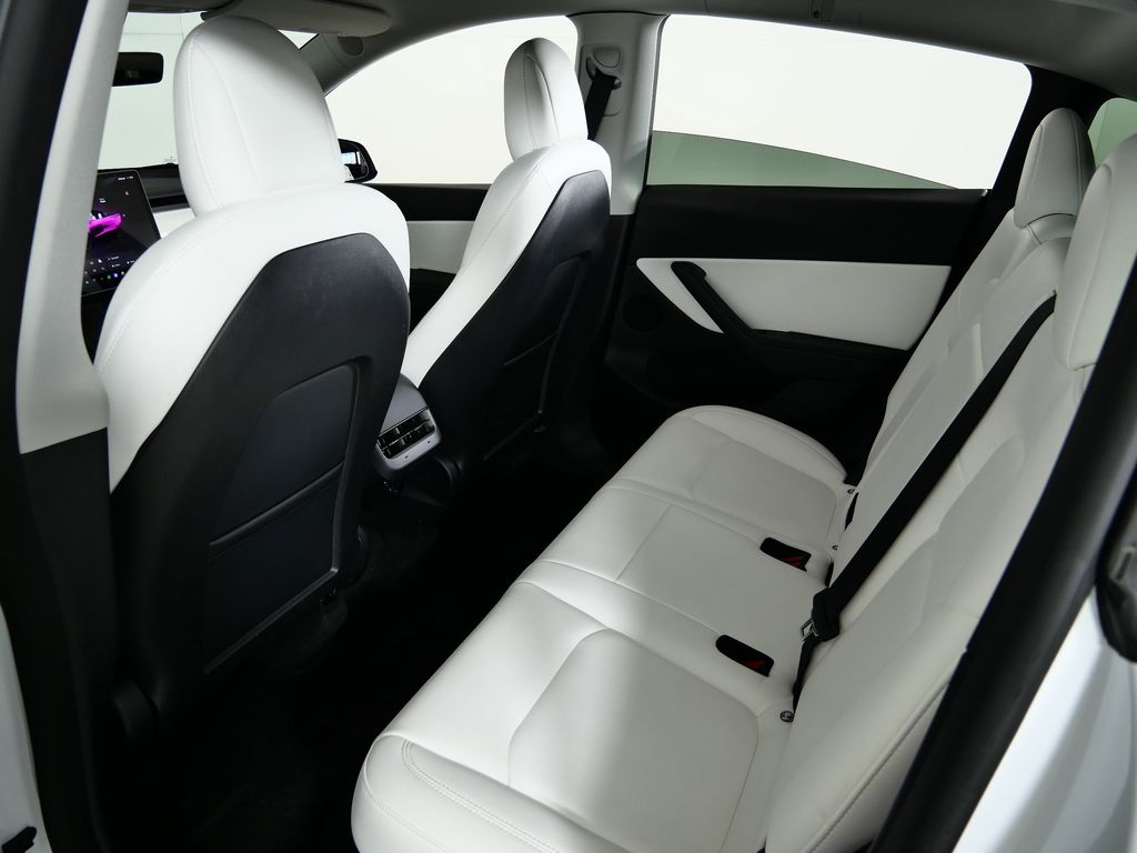 Thumbnail: 2022 Tesla Model Y - 30