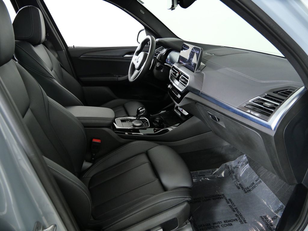 Thumbnail: 2023 BMW X3 - 24