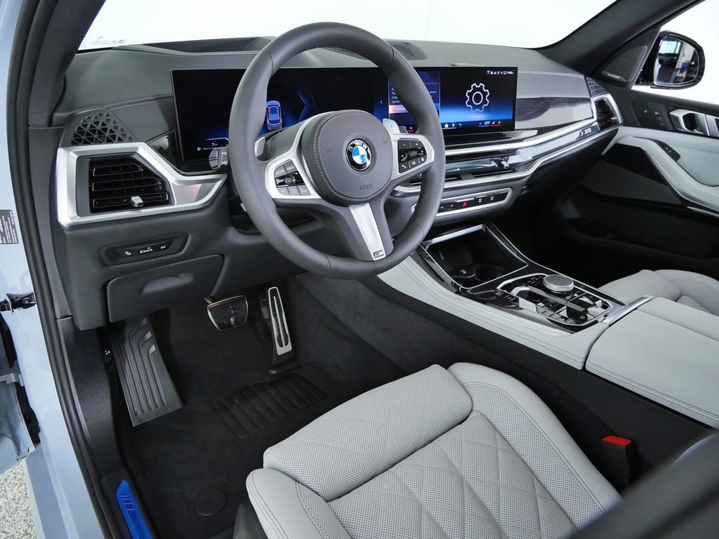 Thumbnail: 2026 BMW X5 - 31