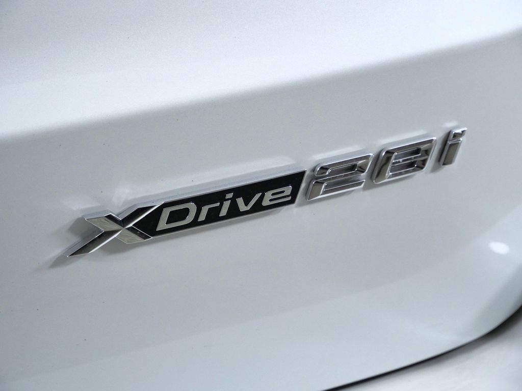 Thumbnail: 2026 BMW X1 - 12