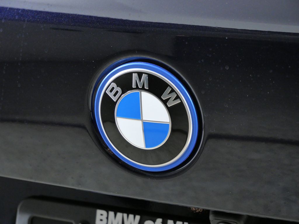 Thumbnail: 2026 BMW X5 - 11