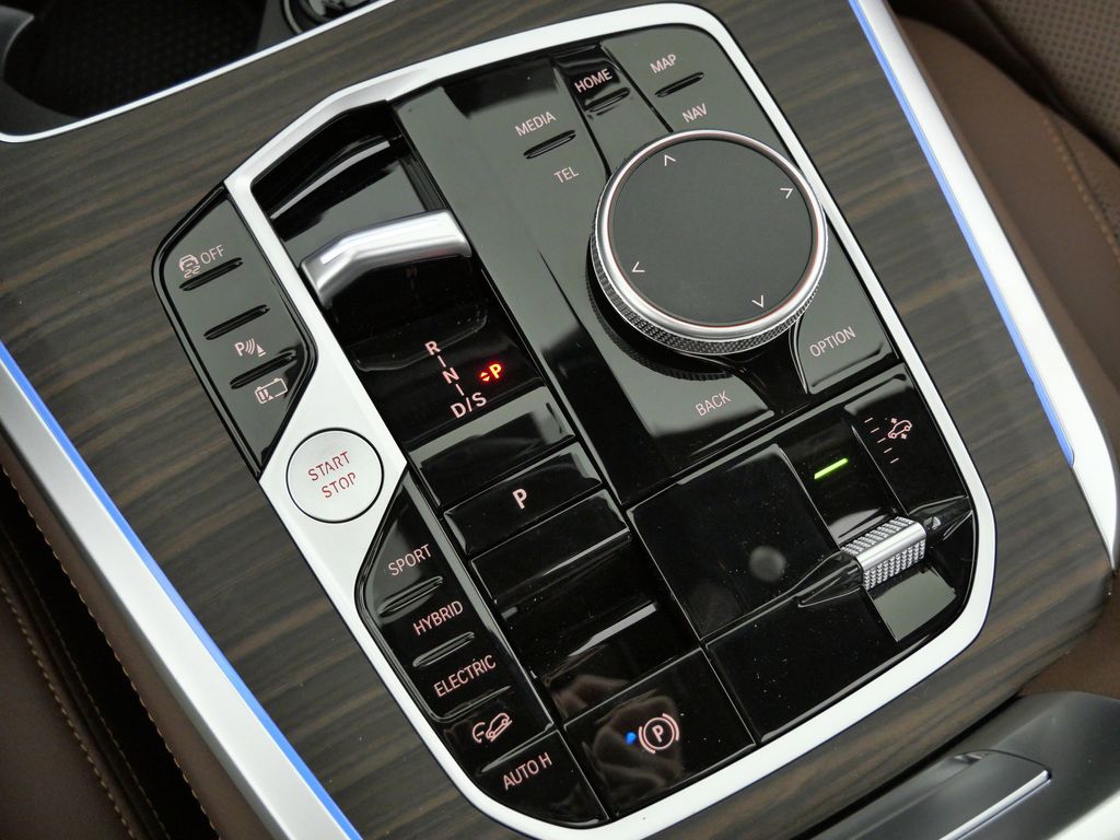 Thumbnail: 2026 BMW X5 - 48