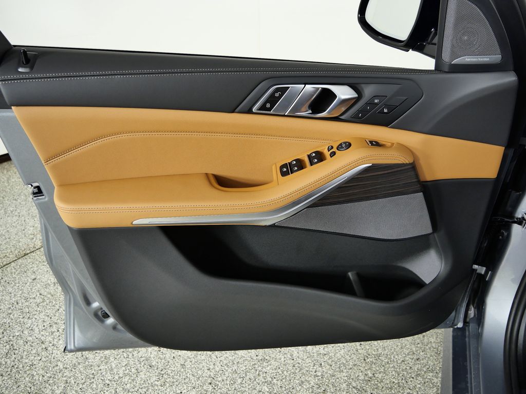 Thumbnail: 2026 BMW X5 - 34