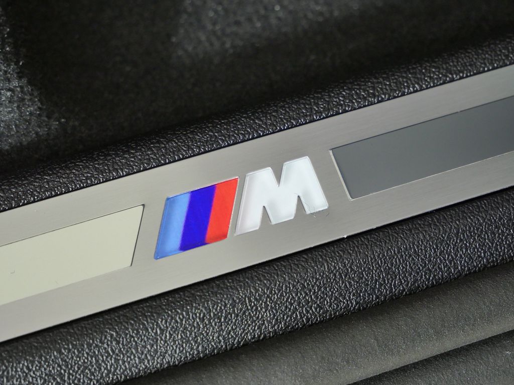 Thumbnail: 2026 BMW X5 - 23