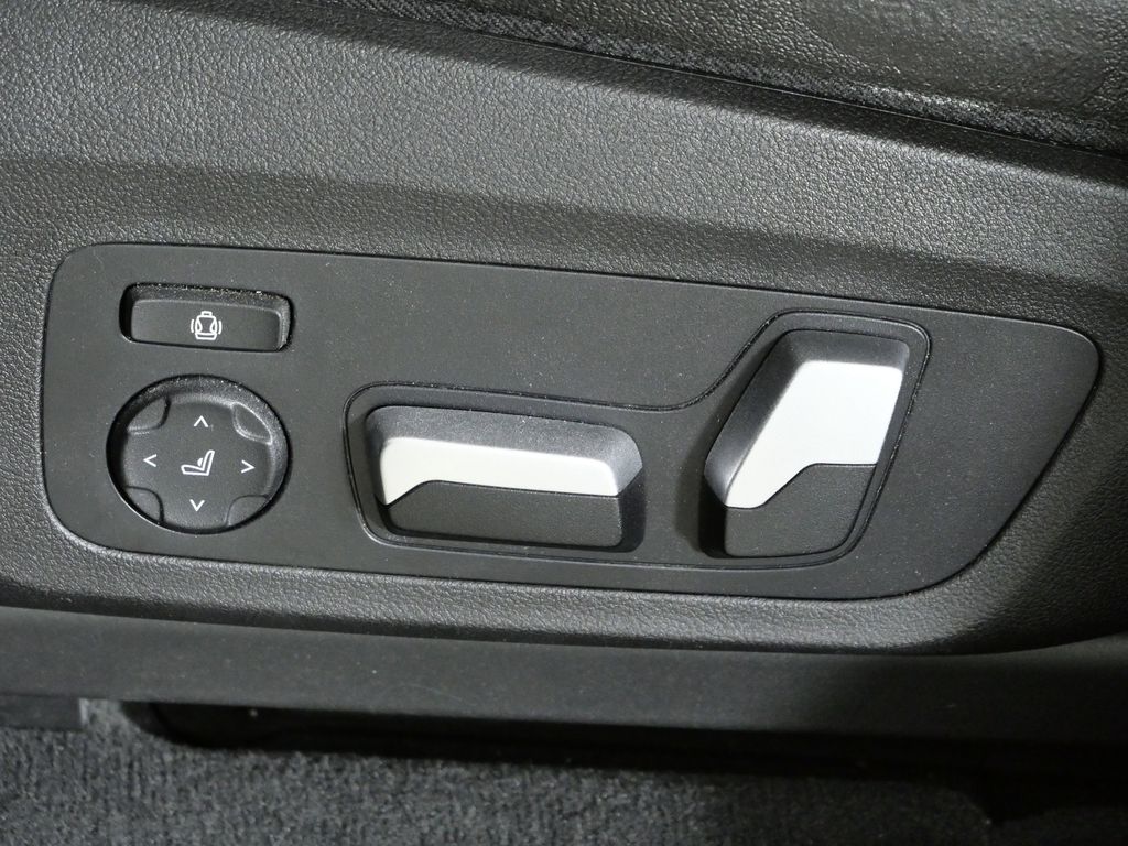 Thumbnail: 2021 BMW X3 - 39