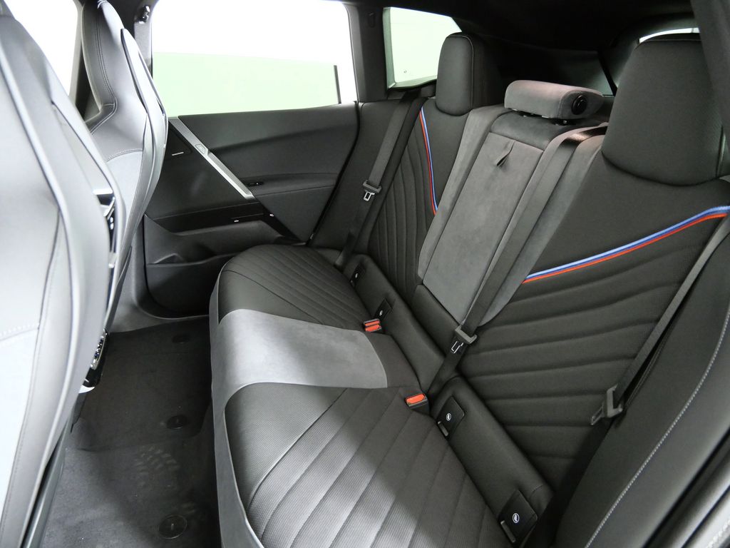 Thumbnail: 2026 BMW iX - 31