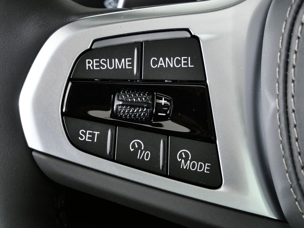 Thumbnail: 2026 BMW X5 - 41