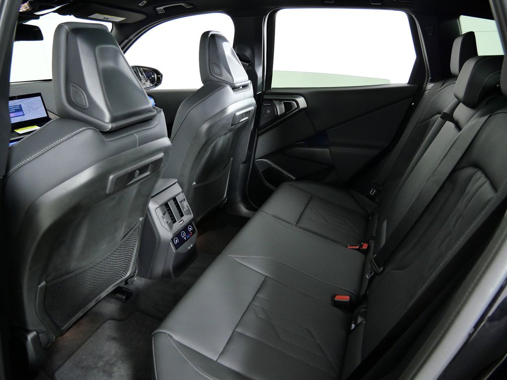 Thumbnail: 2026 BMW X3 - 31