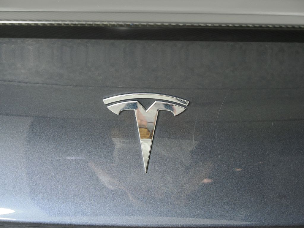 Thumbnail: 2020 Tesla Model Y - 11