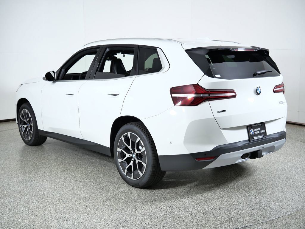 Thumbnail: 2026 BMW X3 - 16