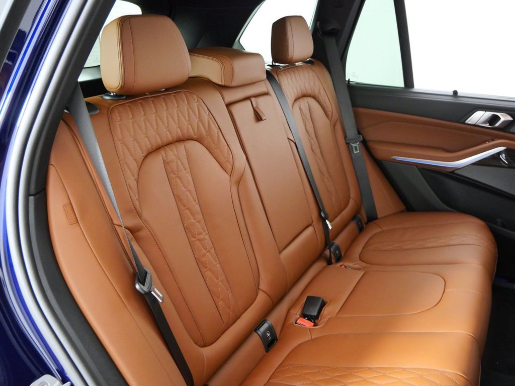 Thumbnail: 2026 BMW X5 - 23