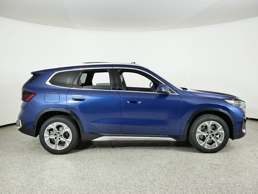 Thumbnail: 2025 BMW X1 - 9