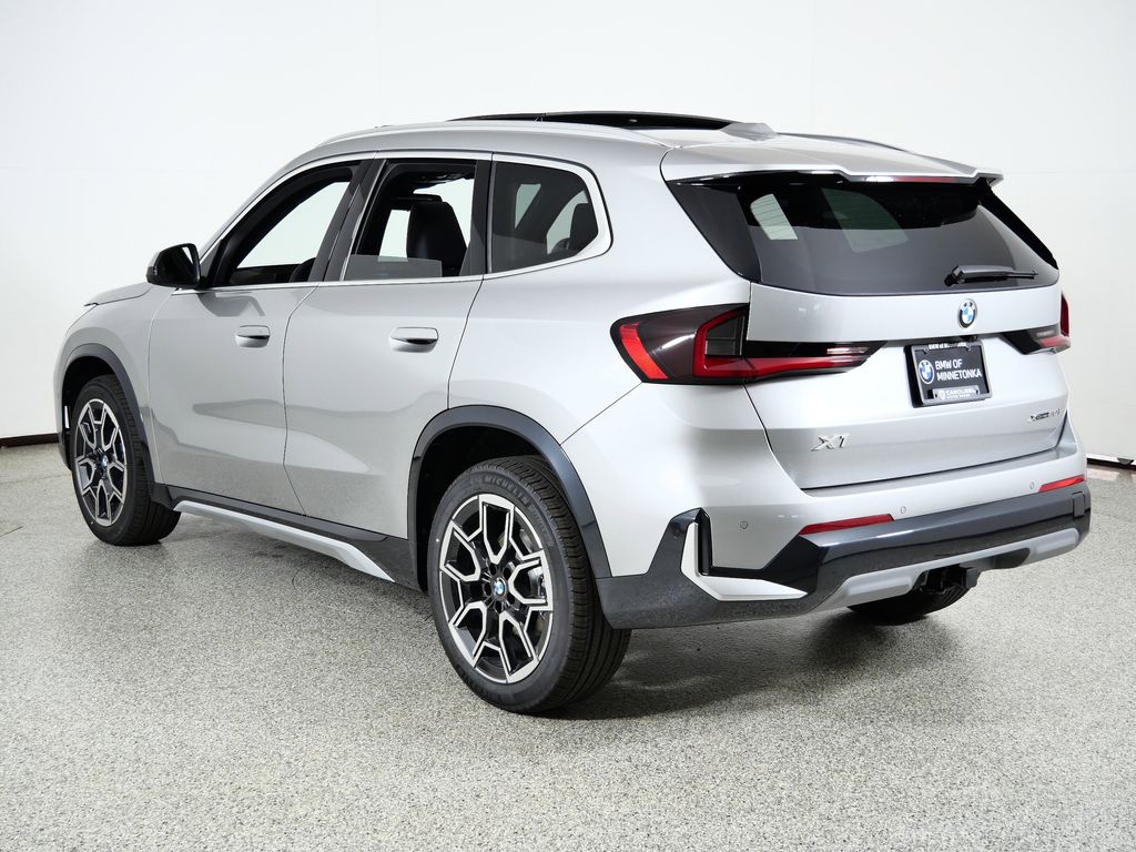 Thumbnail: 2026 BMW X1 - 14