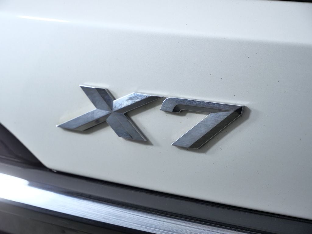 Thumbnail: 2023 BMW X7 - 16